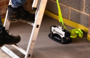 Vacuum seal makes ladders safer Vacuum seal makes ladders safer