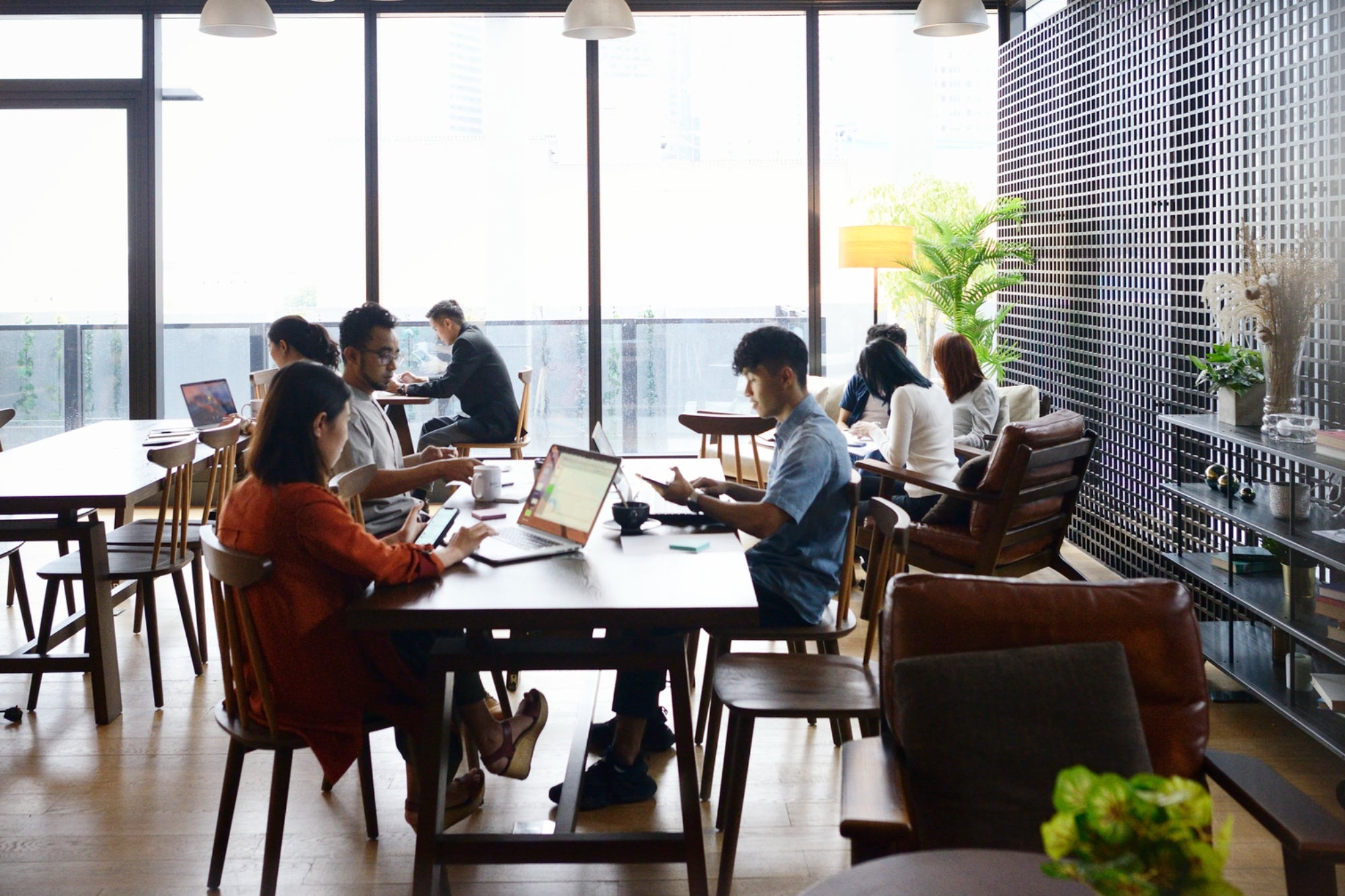 i-have-coached-thousands-of-top-tier-gen-z-talent-heres-what-they-really-want-at-work-that66b416545345b.jpg I Have Coached Thousands of Top Tier Gen Z Talent — Here’s What They Really Want at Work That Will Make Them Stay