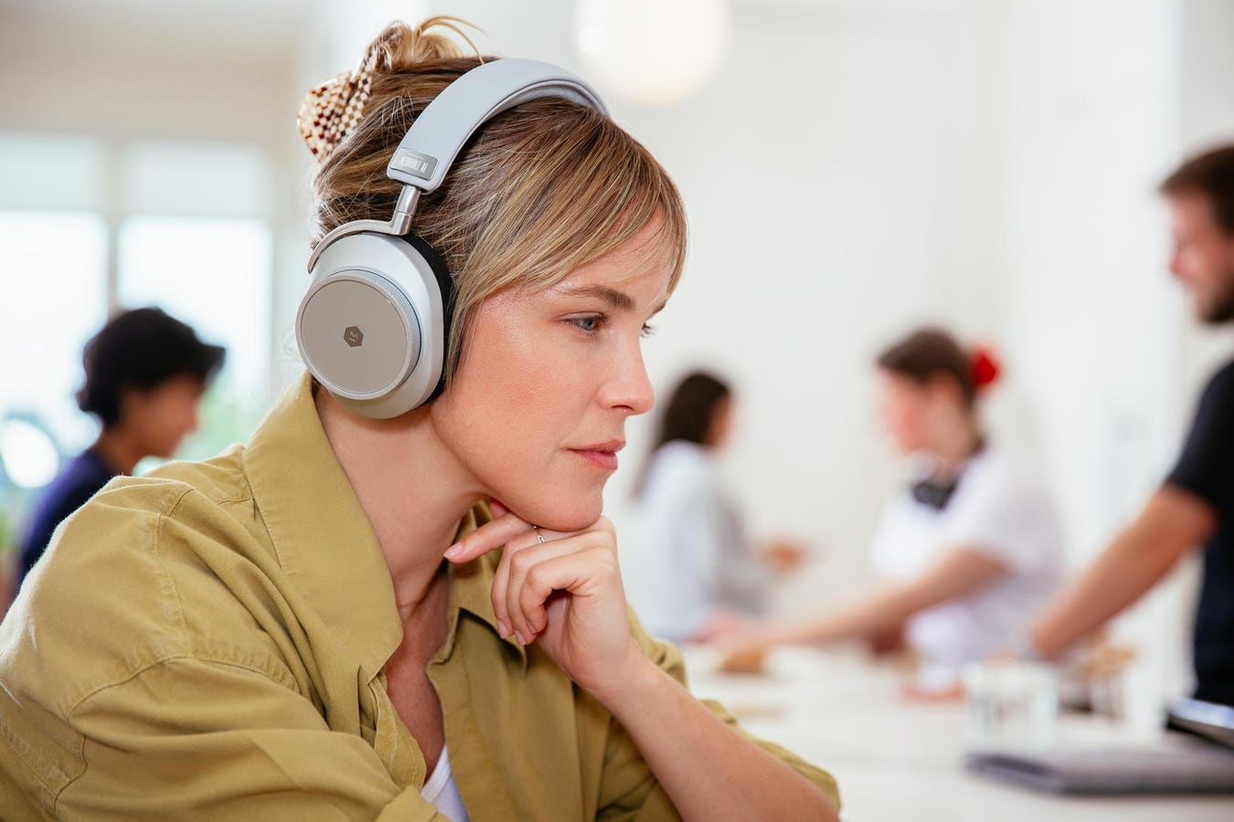 fitness-tracker-for-your-brain-700-ai-headphones-read-brainwaves.jpg ‘Fitness Tracker For Your Brain:’ $700 AI Headphones Read Brainwaves