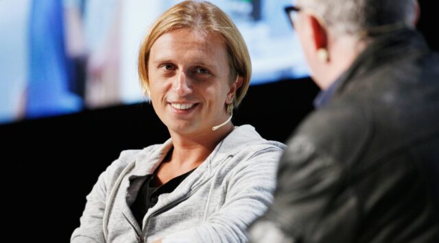 Revolut Joins Forces with Wizz Air Amid Singapore Moves