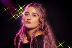 euphorias-makeup-artist-got-her-first-job-off-craigslist-now-shes-the-founder-of-a-16-mill67f230cb6bdb2.jpg ‘Euphoria’s’ makeup artist got her first job off Craigslist—now she’s the founder of a $16 million beauty company, working alongside Zendaya