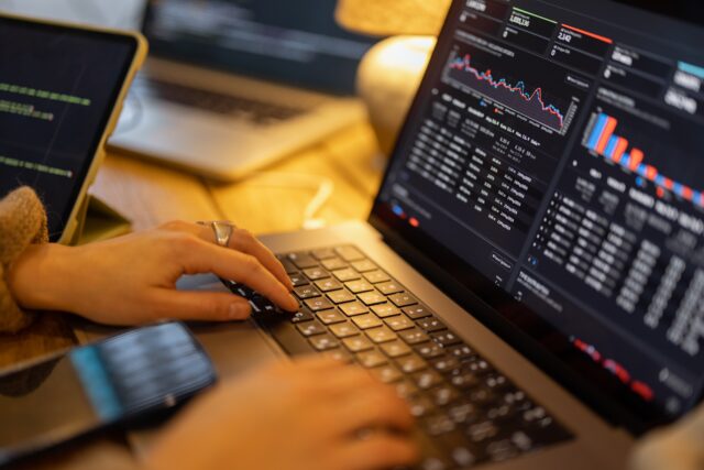 Maximize Your E-Commerce Success with Shopify Live View for Real-Time Insights